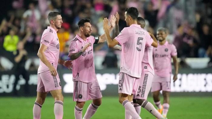 Debut Sandy Walsh, Raih Kemenangan Liga Europa!