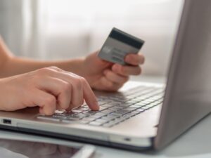 Gaji Minimum Untuk Mendapatkan Kartu Kredit Panduan Lengkap dan Praktis