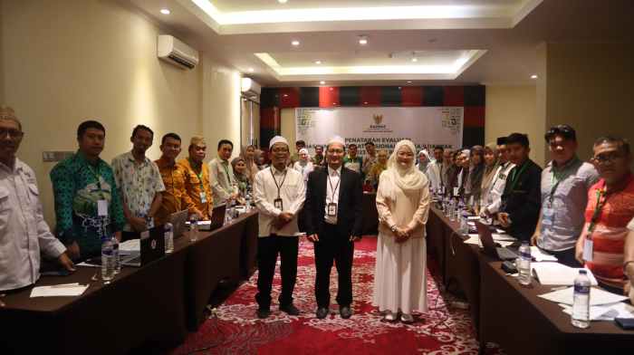 Indonesia prepares 2025-2045 National Zakat Road Map - ANTARA News Kementerian Agama Siapkan Aturan Baru Terkait Optimalisasi Pengelolaan Zakat Nasional