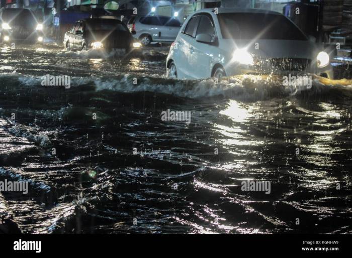 Waspada, BMKG Prediksi Hujan Lebat dan Angin Kencang Landa Jabodetabek Sore Ini